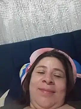 Shy_Velvet26 – Naživo XXX chat