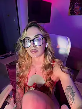 Yaii_'s Live XXX Chat