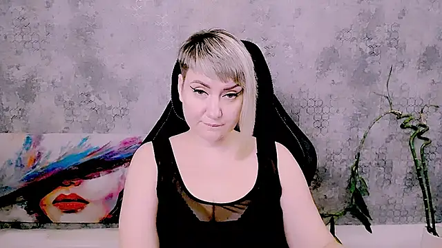 Djullia's Live XXX Chat
