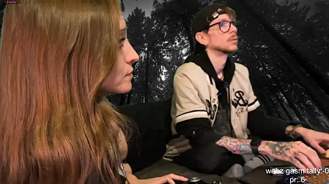 webzandkordz's Live XXX Chat