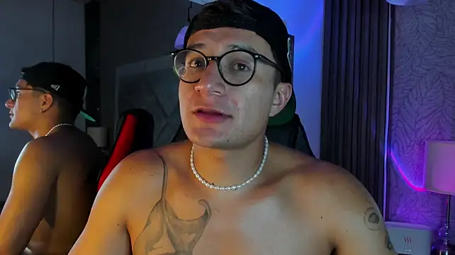 Hassbyd Chat XXX in diretta