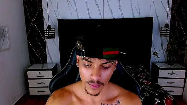 دردشة Angel_foxc13 الجنسية المباشرة