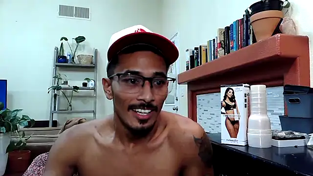 Chatroom XXX en direct de N1KK0444