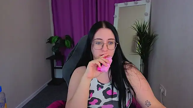 Chat XXX Live Lucy_Haall