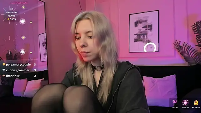 Chatroom XXX en direct de Camilla_Evers
