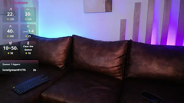 XXX chat uživo modela Santi_Williams