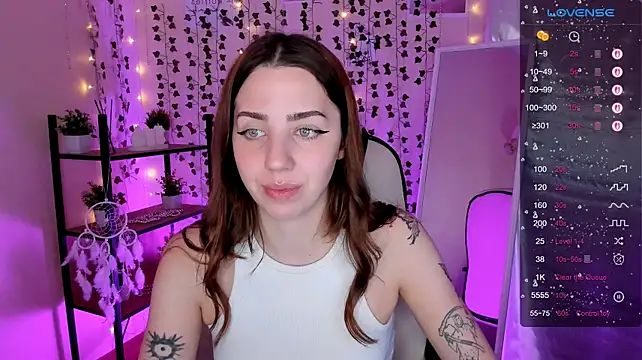 Chat +18 de CharliGrace_ ao vivo