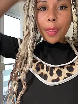 Chat XXX ao vivo de HaileyDiana
