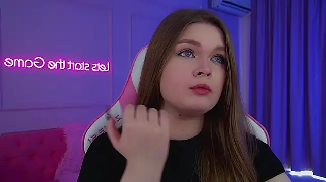 CrystalLyons Live XXX Chat