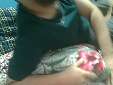 Precumboner Live XXX Chat