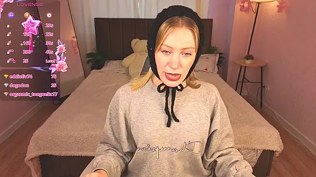 EvaHamilton 现场XXX聊天