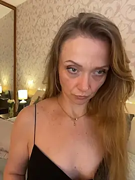 Lady_Taty Adlı Modelin Canlı XXX Sohbeti