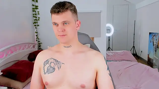 XXX chat uživo modela HotVanee