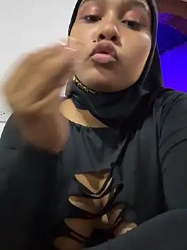 Aylin_arabic Adlı Modelin Canlı XXX Sohbeti