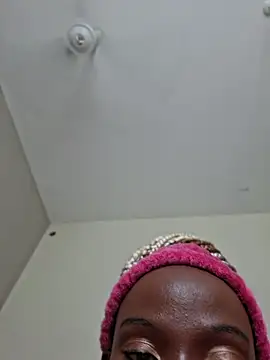 Kamdollien Live XXX chat