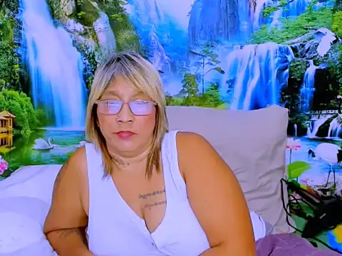 دردشة indianroxy الجنسية المباشرة