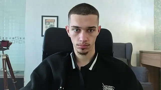 Chat XXX en directo de KaydenDrew
