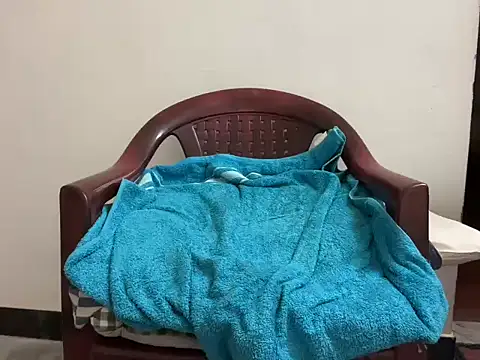 Tamilkingboy77's Live XXX Chat
