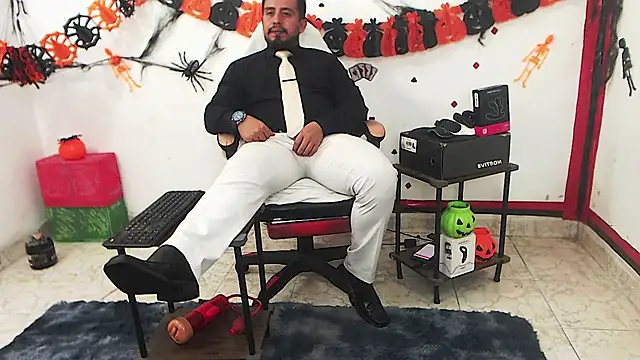 Chat XXX en directo de KalethBigDick