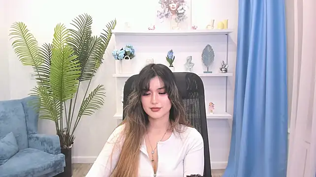 AnneTLi Chat XXX in diretta