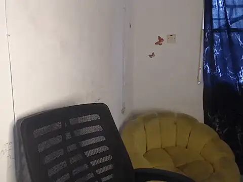 Eboni_hotboobs_ Chat XXX in diretta