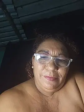 Chatroom XXX en direct de RoxanaQueen_