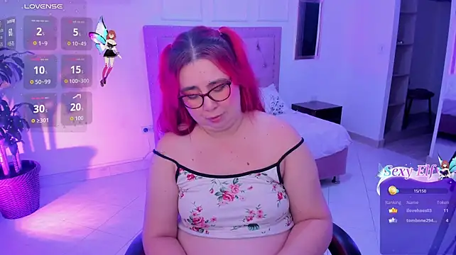 chloe_prg live XXX chat