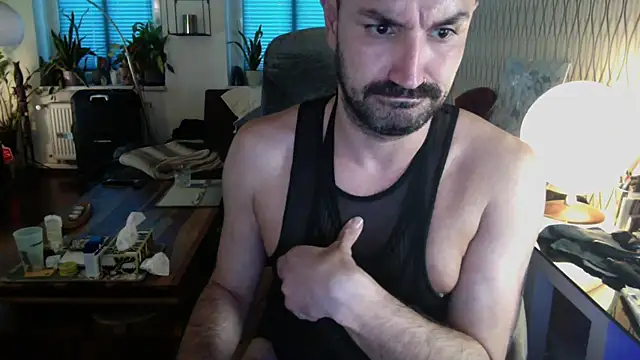 tomz0819 Live XXX Chat