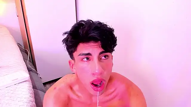 Erick_Velveth Live XXX-chat