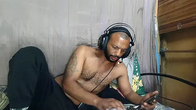 Chatroom XXX en direct de Camodick