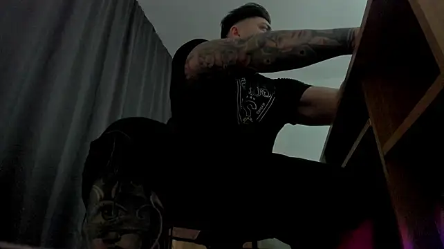 TonyWinston Live XXX-chat