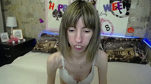 Unusual_G Chat XXX live