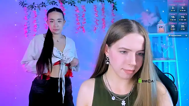 lumi_soft élő XXX-chatje