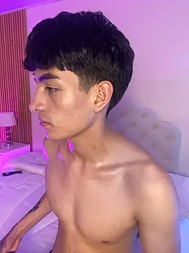 Filiph_Sterliing élő XXX-chatje