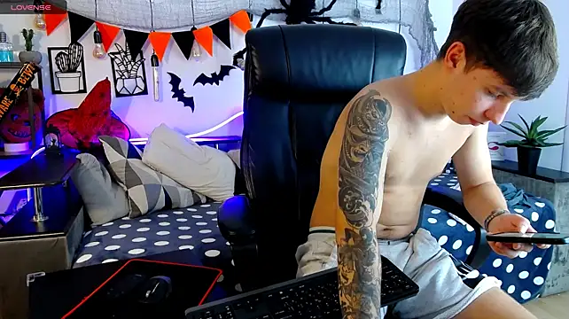 Онлайн чат XXX ThomasEdisonn