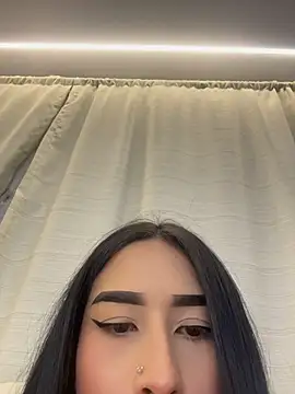 kymberly_18n Live XXX chat