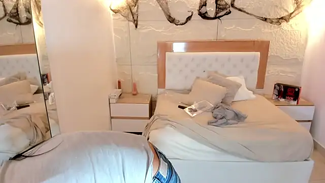 NINAMARTINS 라이브 XXX 채팅