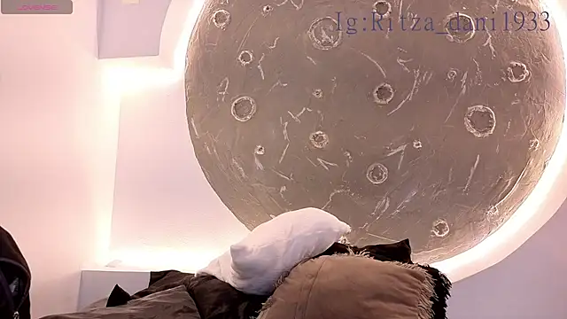 ritzabeth_daniel Adlı Modelin Canlı XXX Sohbeti