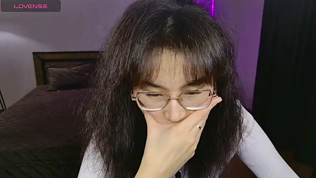צ'אט XXX בשידור חי של SheilaRare