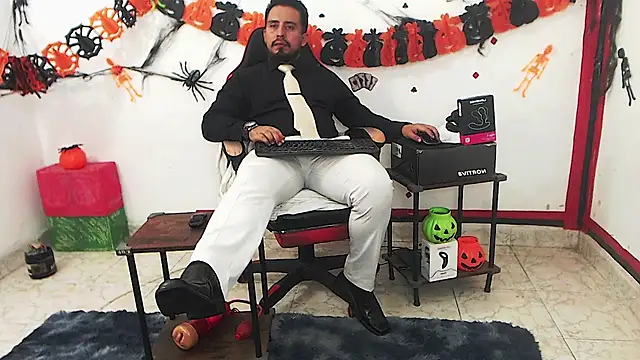 KalethBigDick élő XXX-chatje