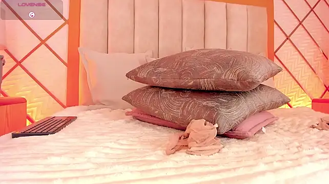 Chat XXX en directo de TahliaMoreau
