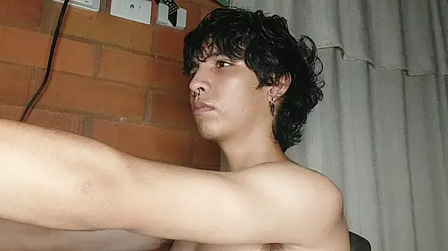 Chat XXX Live justin_twink20