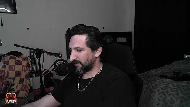 Czat XXX na żywo – DevilPup75_