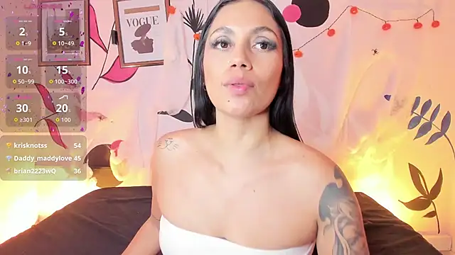 GabiHills' Live XXX Chat