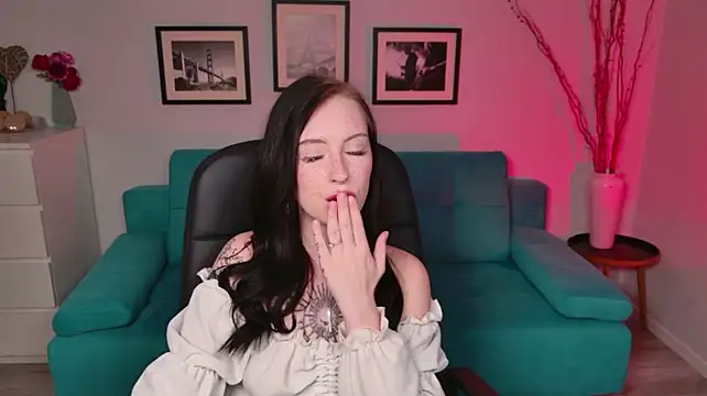 AlexisBliss' Live XXX Chat