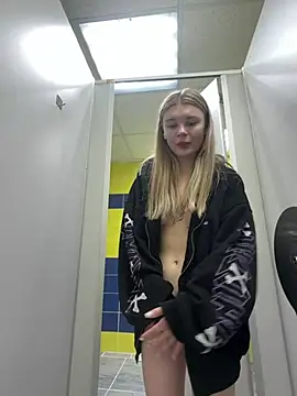 XXX chat uživo modela -MiaKitty