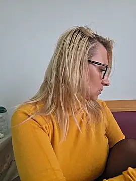 Chat XXX ao vivo de KaylinJan