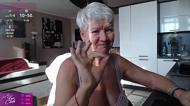 XXX chat uživo modela roxana_brooks