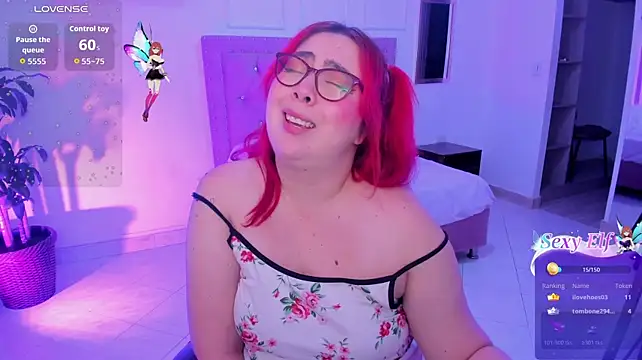 chloe_prg's Live XXX Chat