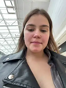Cristal-Et-Moet Live XXX-chat